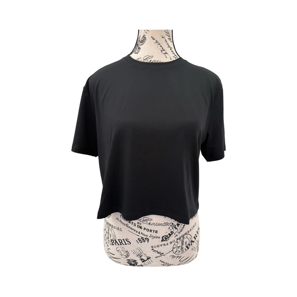 Yitty Black Short Sleeve Everyday Crop Tee NWT Size M